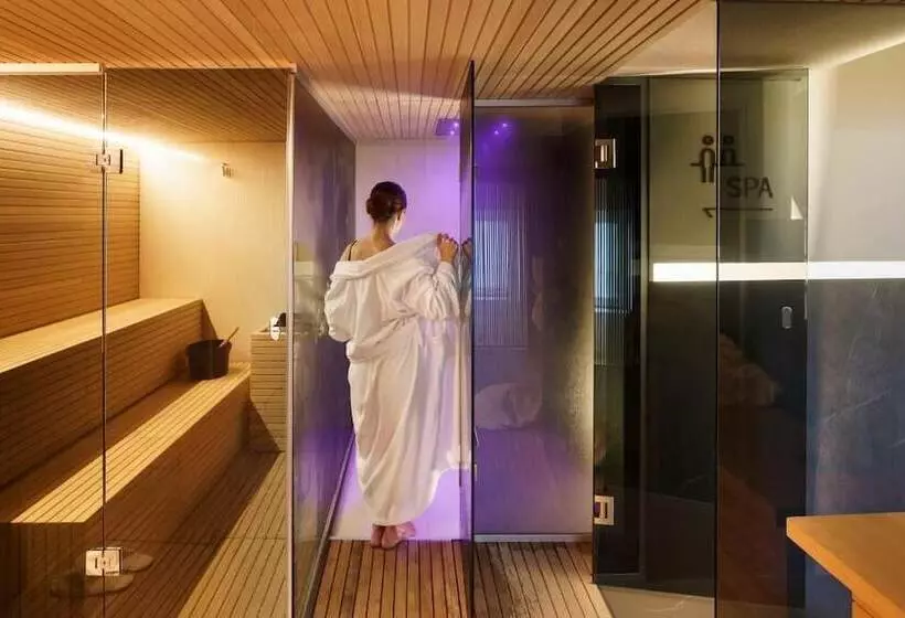 پانسیون Meo Design Suites & Spa