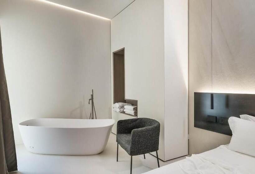 پانسیون Meo Design Suites & Spa