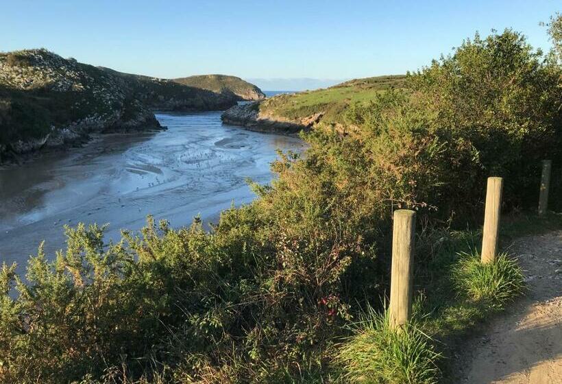 Albergue Internacional De Llanes