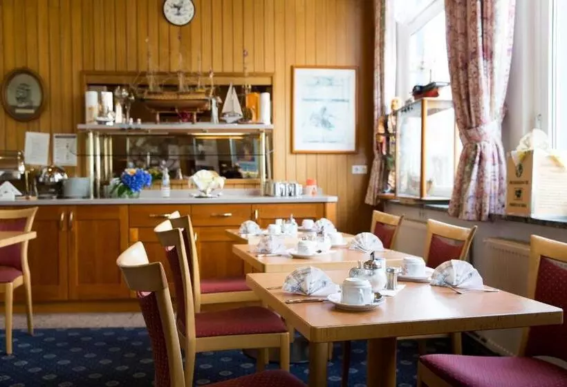 Aamiaismajoitus (B&B) Inselhotel Ihnken
