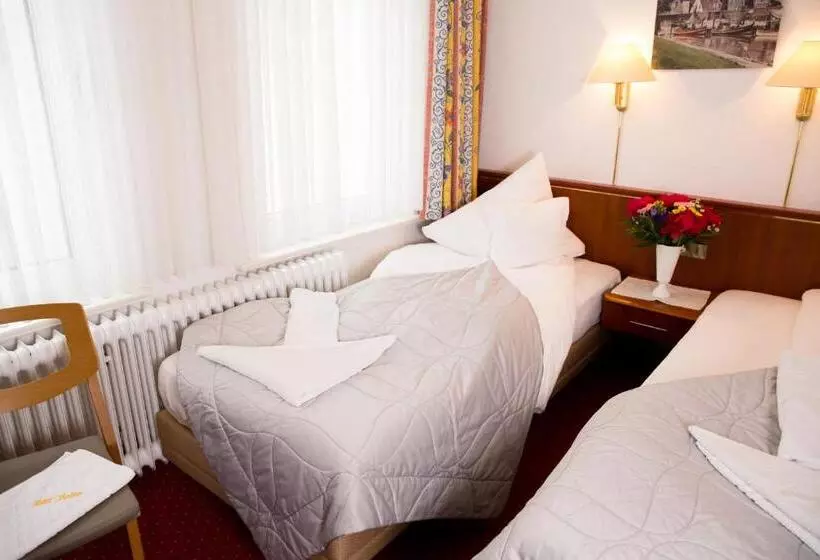 Aamiaismajoitus (B&B) Inselhotel Ihnken