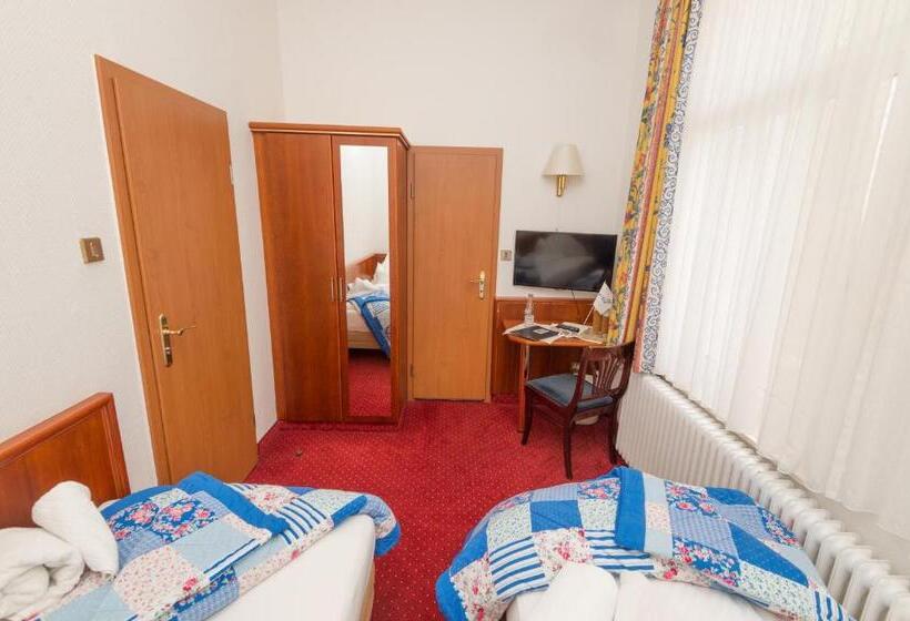 ベッドアンドブレックファースト Inselhotel Ihnken