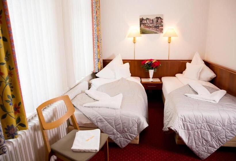 ベッドアンドブレックファースト Inselhotel Ihnken