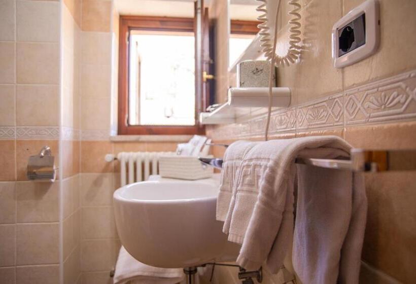 فندق Abete Bianco Albergo Del Natale