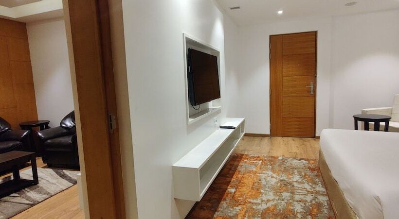 בית מלון כפרי Best Western Plus Tejvivaan