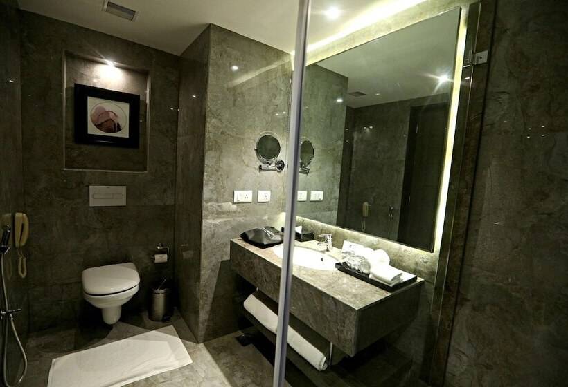 בית מלון כפרי Best Western Plus Tejvivaan