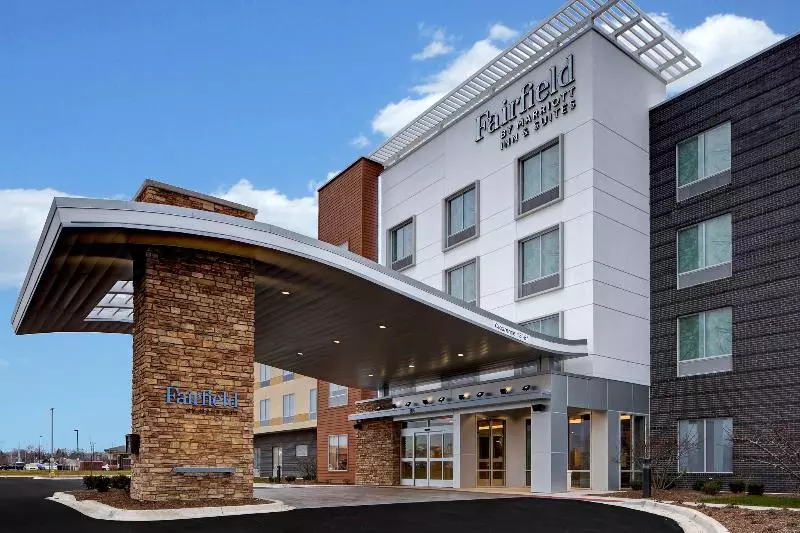 هتل Fairfield Inn & Suites By Marriott Chicago Bolingbrook