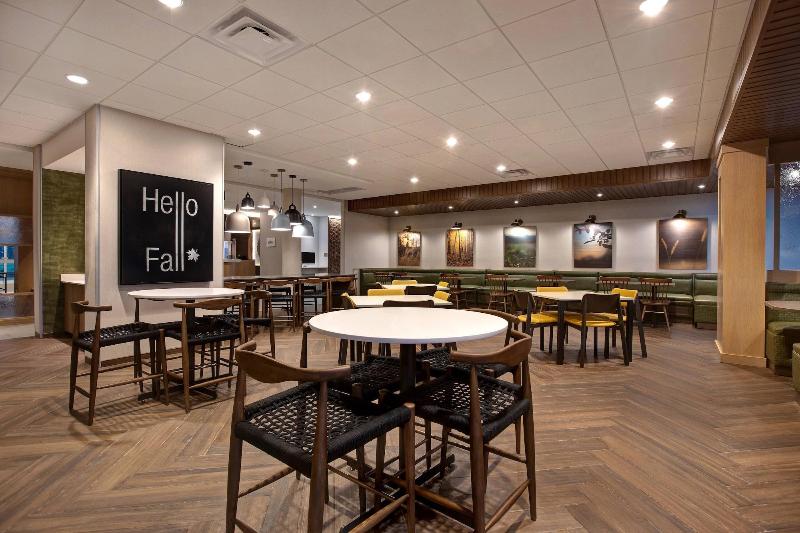 Отель Fairfield Inn & Suites By Marriott Chicago Bolingbrook