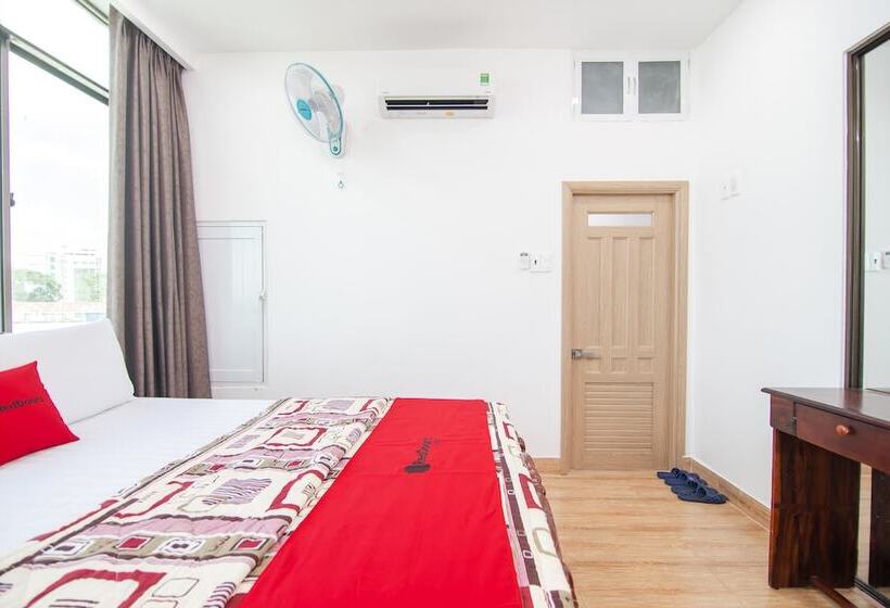 هتل Reddoorz @ Saigon Train Station