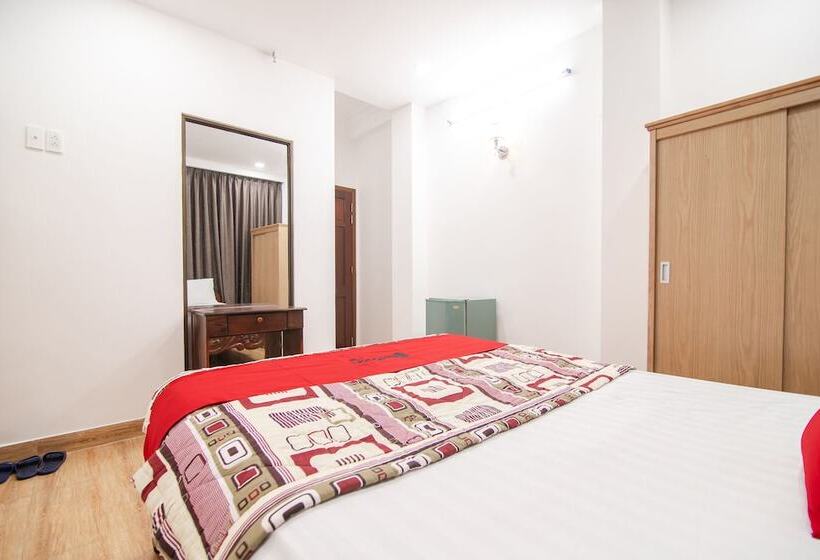 هتل Reddoorz @ Saigon Train Station