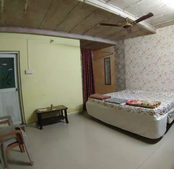ホテル Samartha Cottage