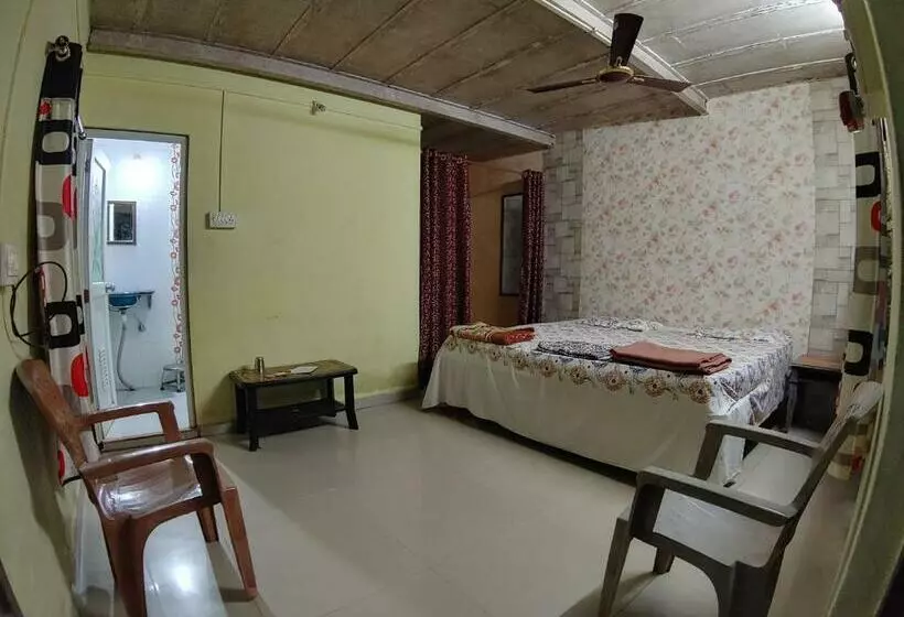 ホテル Samartha Cottage