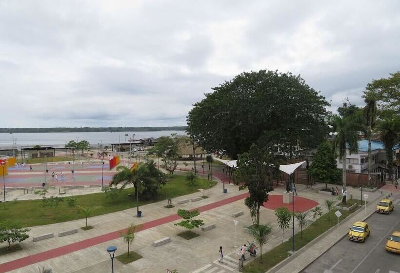 هتل Titanic Pacífico