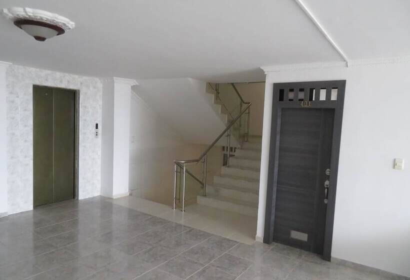 هتل Titanic Pacífico