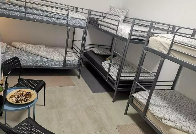 ペンション Hostel Prximo A Praia P Surf Na Caparica