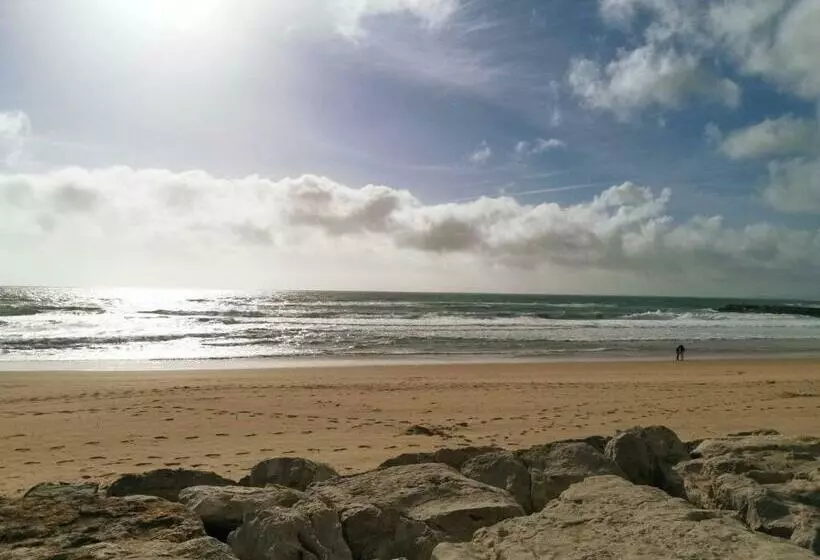 ペンション Hostel Prximo A Praia P Surf Na Caparica