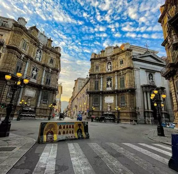 پانسیون Teatro Del Sole Apartment