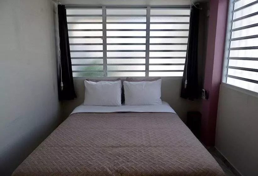 پانسیون The Emerald Pr