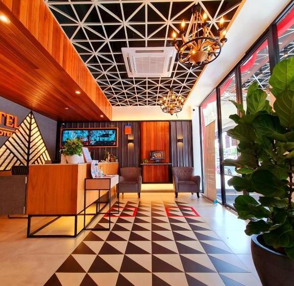 Sovotel Boutique Hotel Usj 9