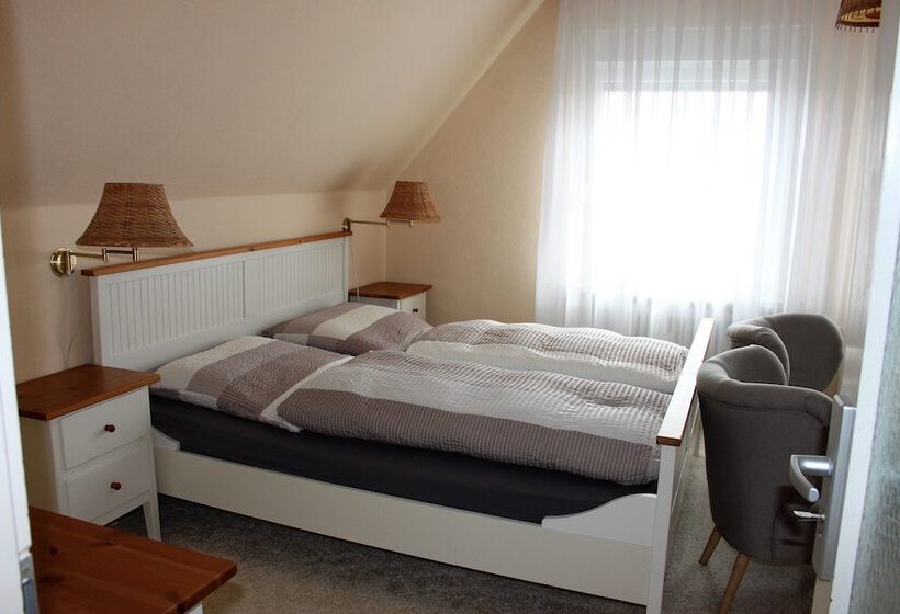 مبيت وإفطار Ferienzimmer Täubchen