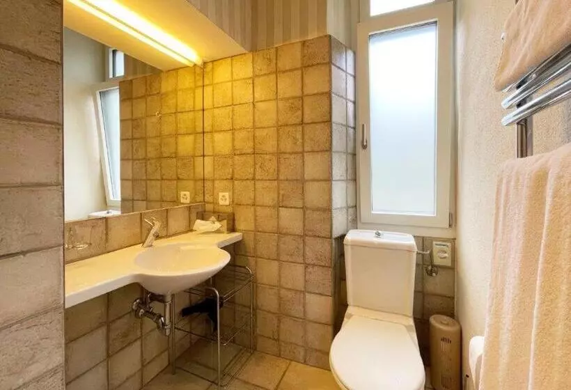 ベッドアンドブレックファースト Ristorante Della Stazione Da Yanelo