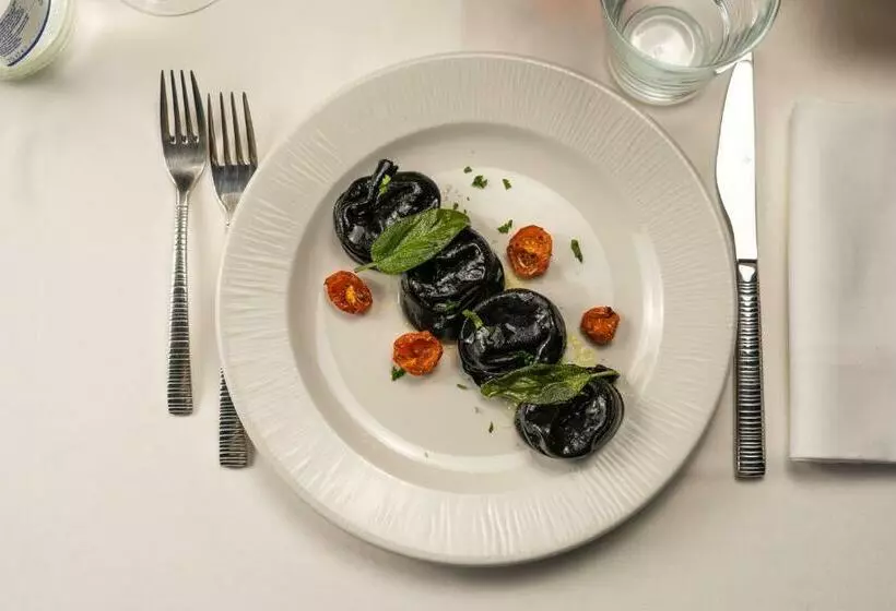 Emotional Grand Motel