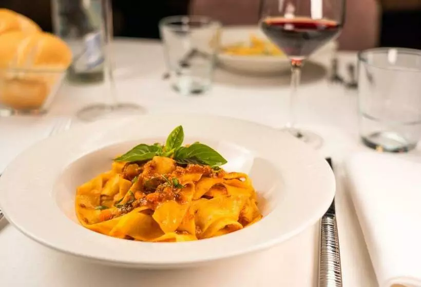 Emotional Grand Motel