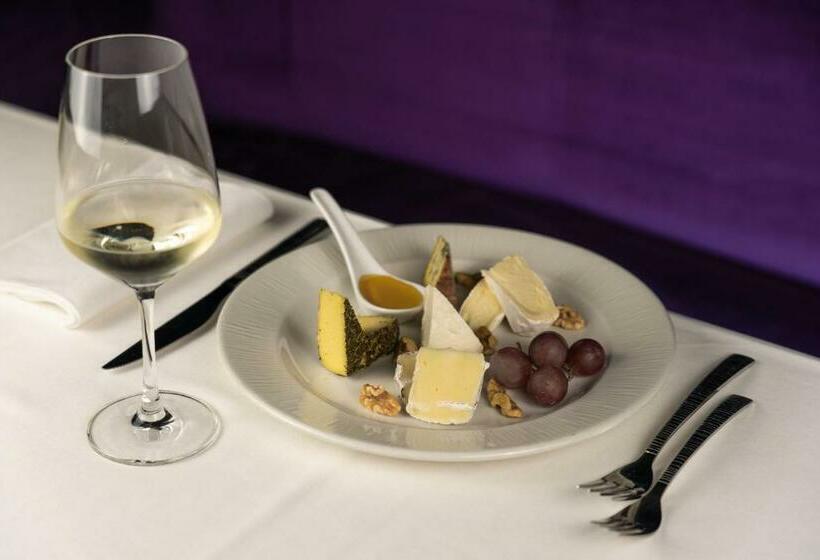 Emotional Grand Motel