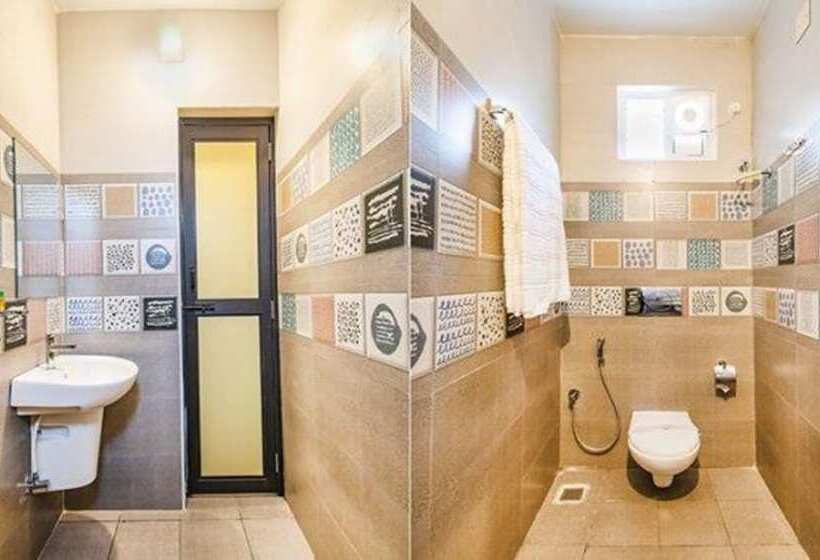 Fabhotel Radha Residency