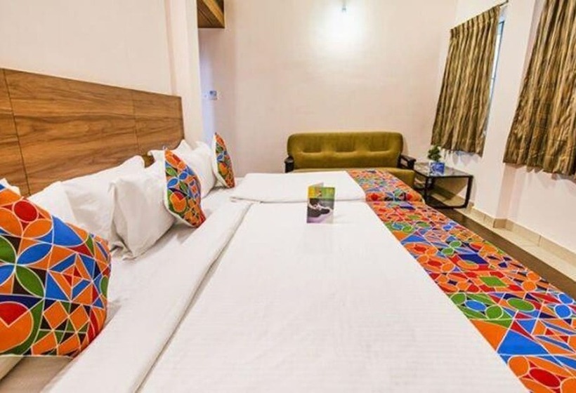 Fabhotel Radha Residency