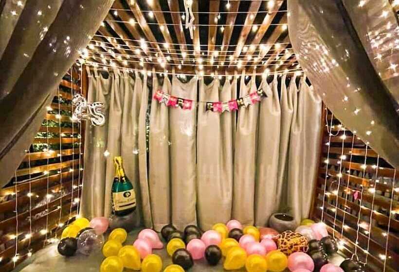 בית מלון כפרי Ayar Jungle Resort