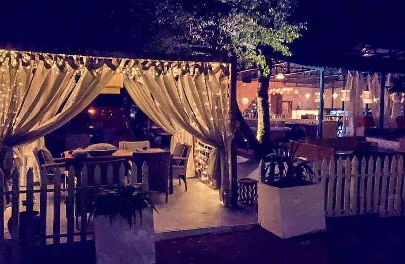 בית מלון כפרי Ayar Jungle Resort