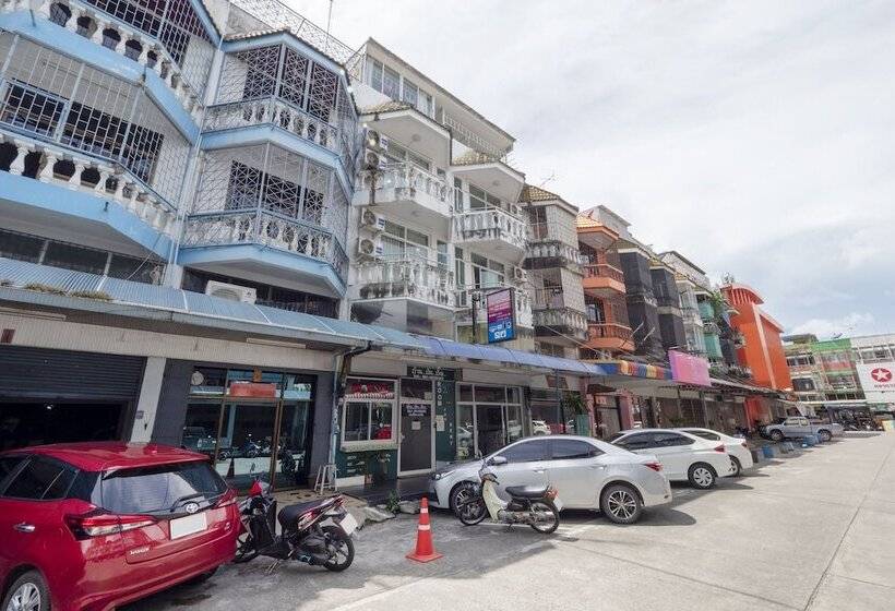 هتل Oyo 1034 Baan Pun Pun