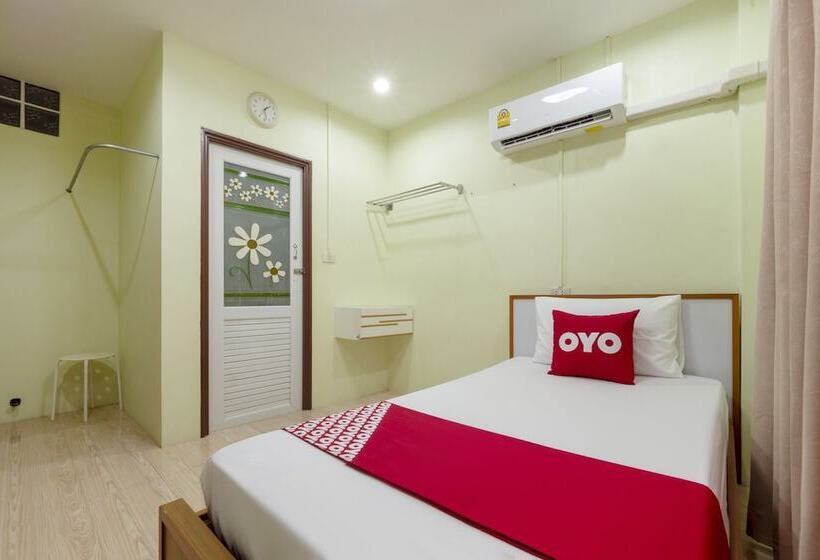 هتل Oyo 1034 Baan Pun Pun
