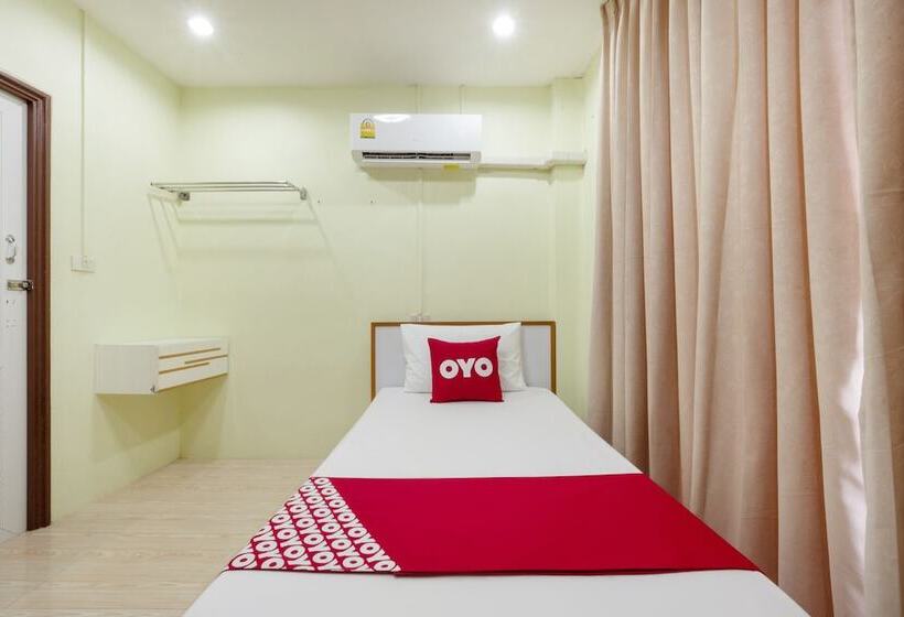 هتل Oyo 1034 Baan Pun Pun