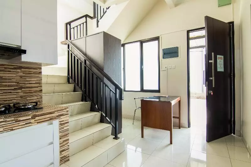 Hotelli Oyo 3824 Columbus Residence J1