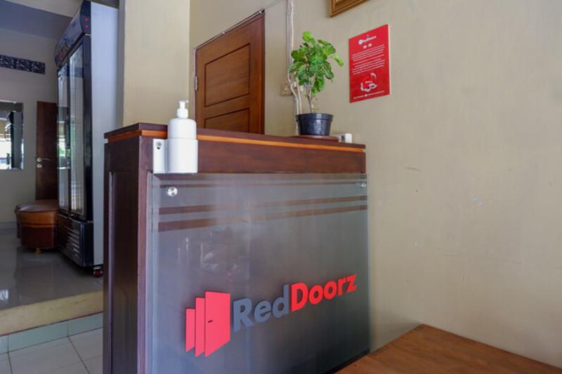فندق Reddoorz Near Xt Square 3