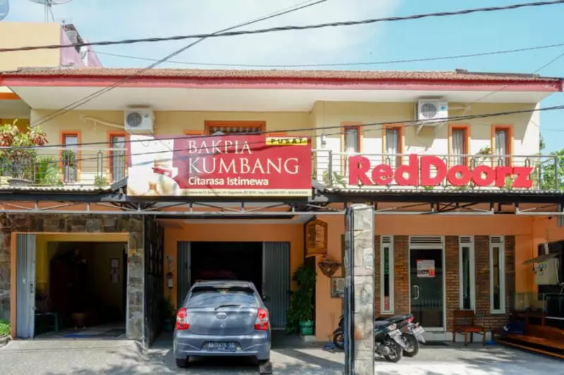 ホテル Reddoorz Near Xt Square 3