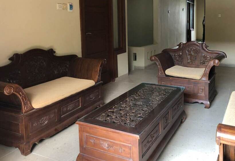 فندق Reddoorz Near Xt Square 3