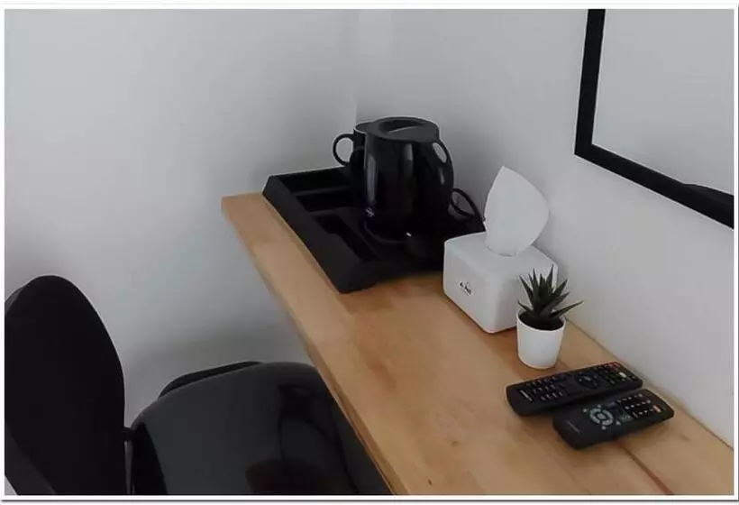 Hotelli Reddoorz Syariah Near Rsud Zainoel Abidin Banda Aceh