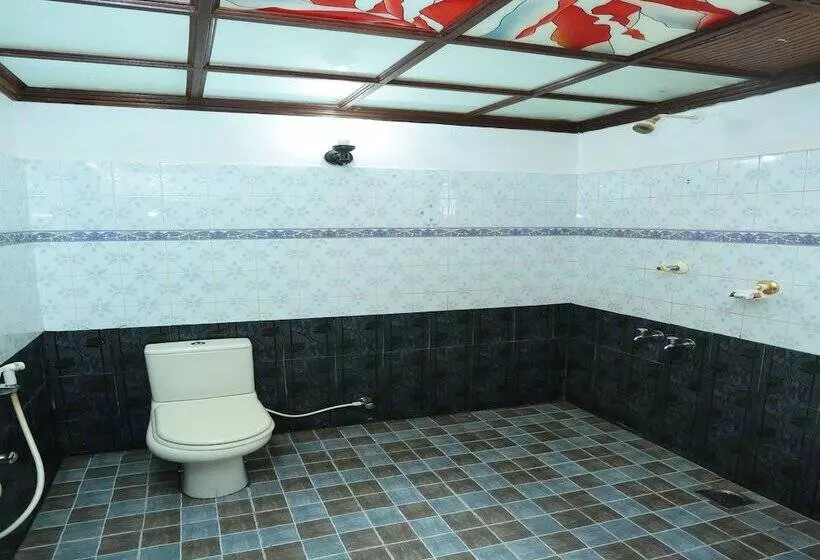 Hotelli Sreekrishna Kailas Inn By Oyo Rooms