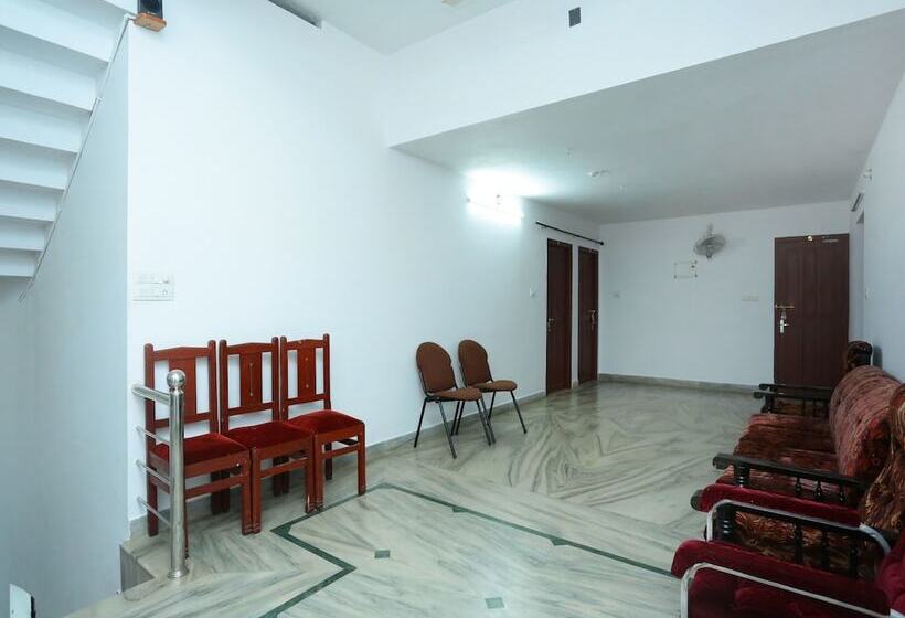 Hotelli Sreekrishna Kailas Inn By Oyo Rooms