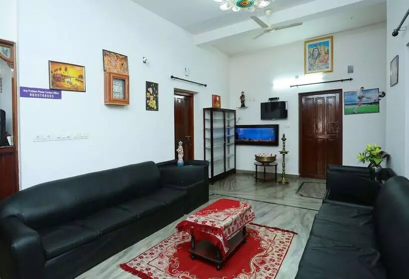 Hotelli Sreekrishna Kailas Inn By Oyo Rooms