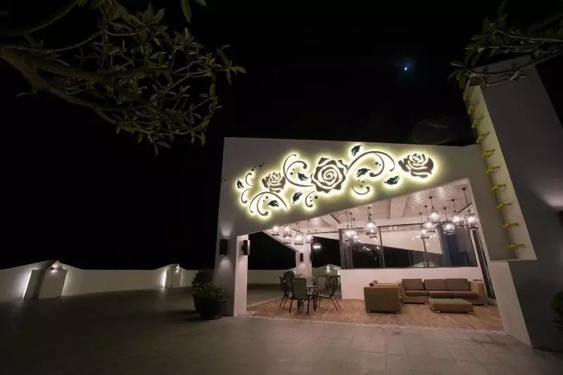 هتل Taihe Sun And The Moon Hostel