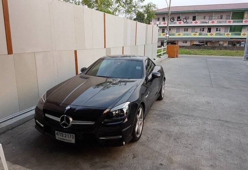 호텔 The Room 24 Resort