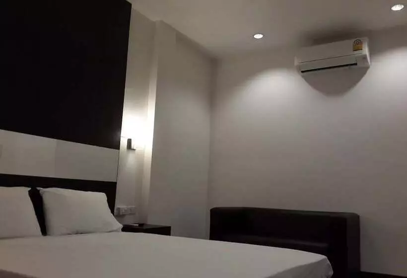 ホテル The Room 24 Resort