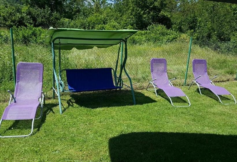 פנסיון Apartments And Rooms With Parking Space Jezerce, Plitvice 17768