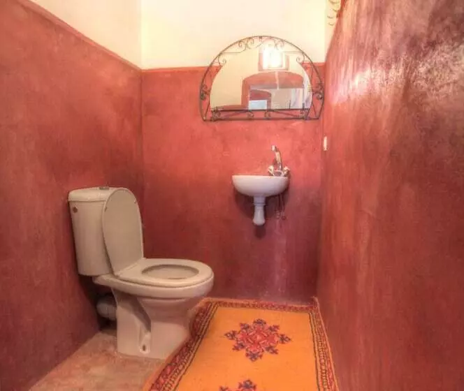 Majatalo Kasbah Tifaoute Ait Ben Haddou