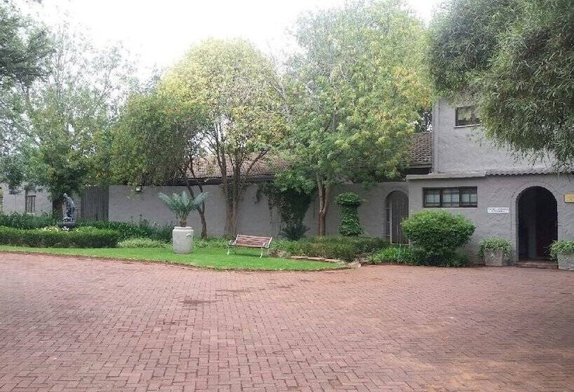 بنسيون Ilanga Estate