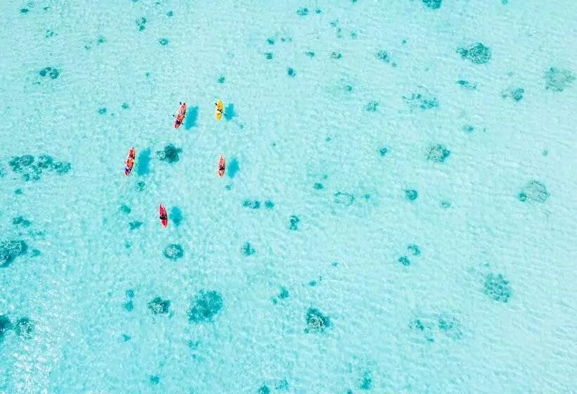 リゾートホテル Bawah Reserve